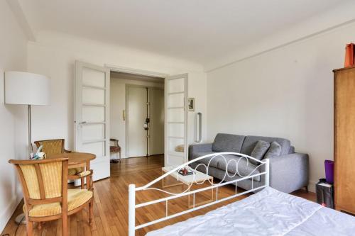 Appartement Bright accommodation for 4 near the Eiffel Tower 43 avenue rapp Paris