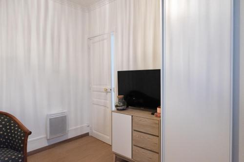 Appartement Bright cozy and quiet studio near Paris 4 Rue Paul Verlaine Aubervilliers