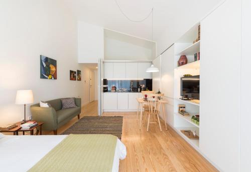 Bright Downtown Apartment Porto portugal