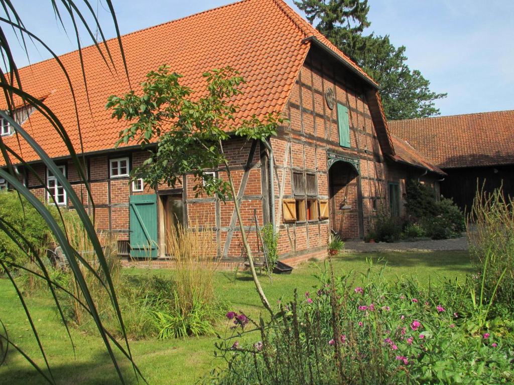 Maison de vacances Bright Farmhouse in Hohnebostel with Historic Courtyard , 29364 Langlingen