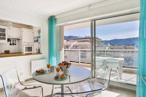 Appartement Bright One BDRM Apartment A/C-Swimming Pool/Congress by Olidesi Avenue du Maréchal Gallieni Cannes