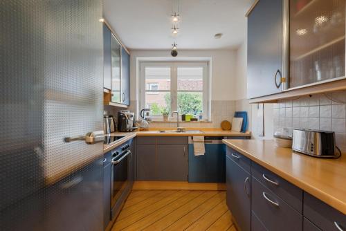 Maison de vacances Bright Townhouse with Sauna and Patios 6L Schlesische Straße Stockelsdorf