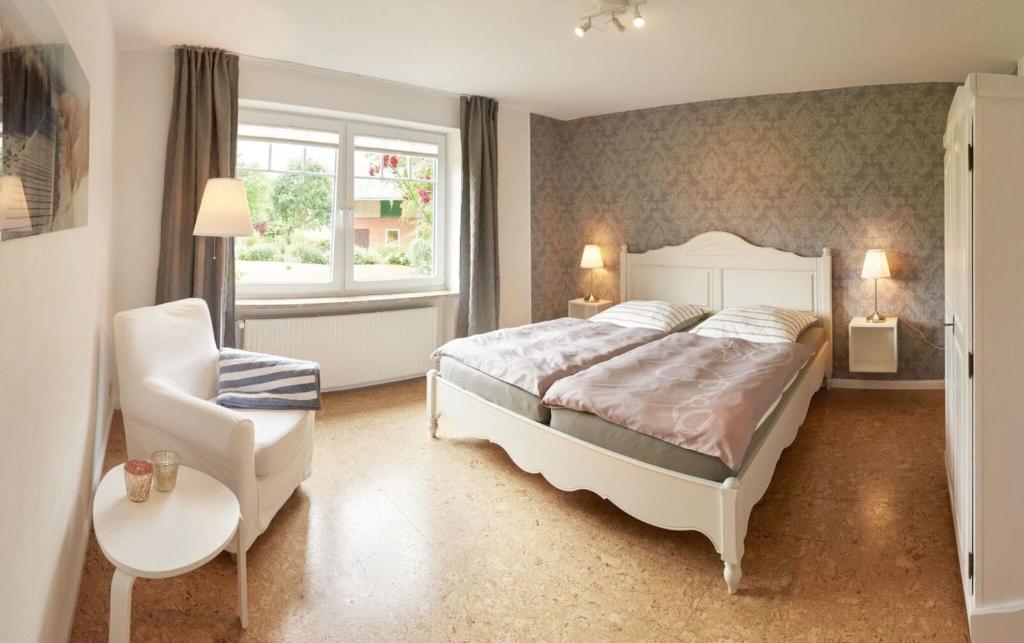 Appartement Brise 5, mit SPIELSCHEUNE Am See 5, 24794 Bünsdorf