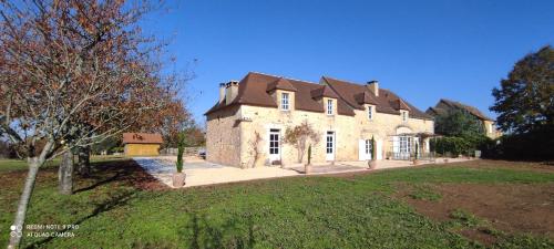 B&B / Chambre d'hôtes BRITAVIT Les Giroux Nord Saint Avit Seigneur