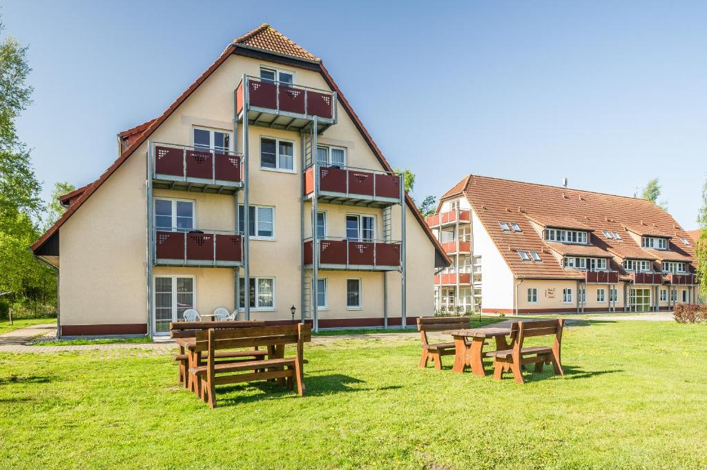 Appartements BSW-Ferienwohnungen Zingst Am Bahndamm 79 a-c, 18374 Zingst