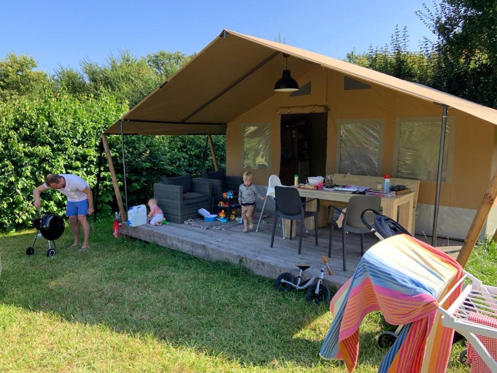 Tente de luxe Budget Glamping Safaritent - Bretonniere La Bretonniere, 85150 Saint-Julien-des-Landes