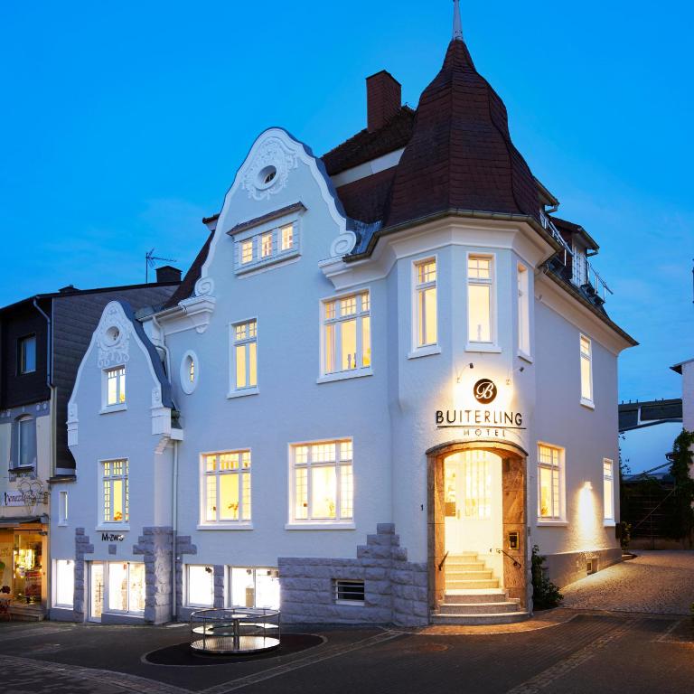 Hôtel BUITERLING Hotel Bahnhofstr. 1, 59929 Brilon