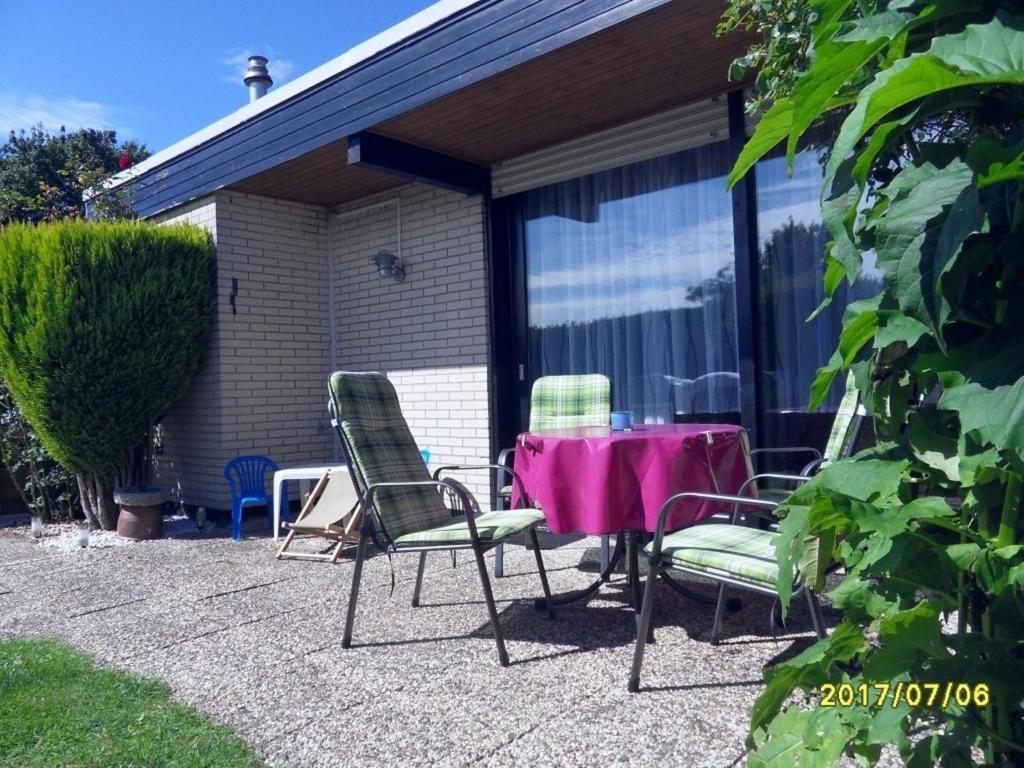 Maison de vacances Bungalow 1930 in Tossens Deichgräfenstraße 54, 26969 Tossens