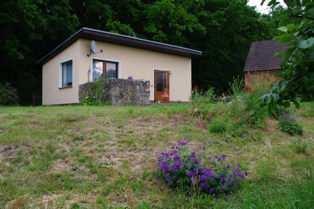 Maison de vacances Bungalow am Forsthaus Stagnieß Hafenstraße 3, 17459 Ückeritz