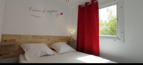 Camping Bungalow au pied du Luberon Chemin de la Loine Saint-Martin-de-la-Brasque