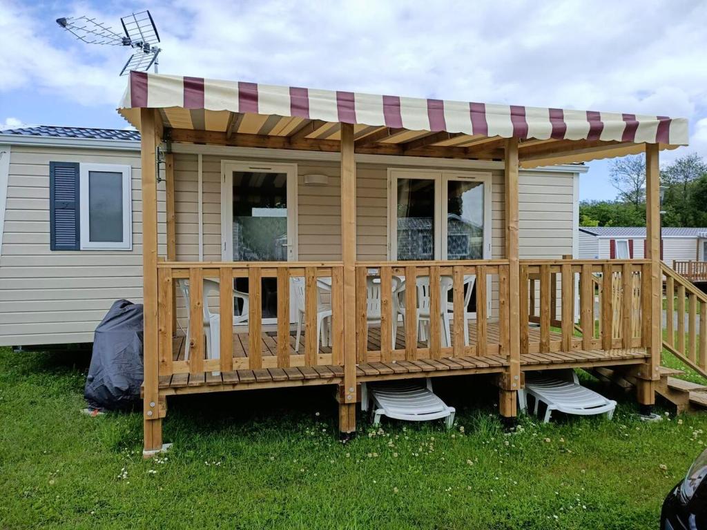 Maison de vacances Bungalow de 2 chambres avec piscine partagee et jardin amenage a Onzain Dugny Centre-Val de Loire, Loir-et-Cher, 41150 Onzain