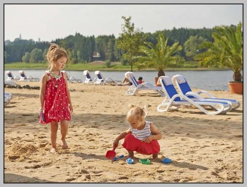 Maisons de vacances Bungalow direkt am Wasser Bungalowdorf Zadelsdorf Stelzendorf