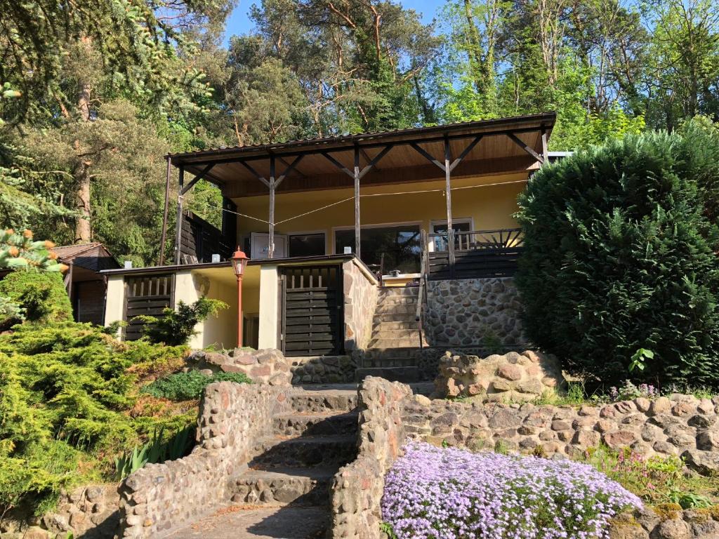 Maison de vacances Bungalow im Odertal Sonnental 12, 16278 Schöneberg