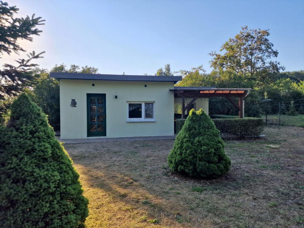 Maison de vacances Bungalow in Canow Canower Allee 17, 17255 Wustrow