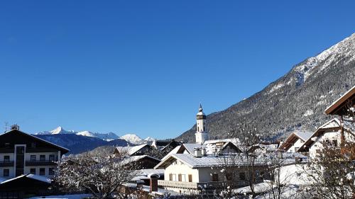 Bunter Hirsch Ferienwohnung im Garmischer Zentrum Garmisch-Partenkirchen allemagne