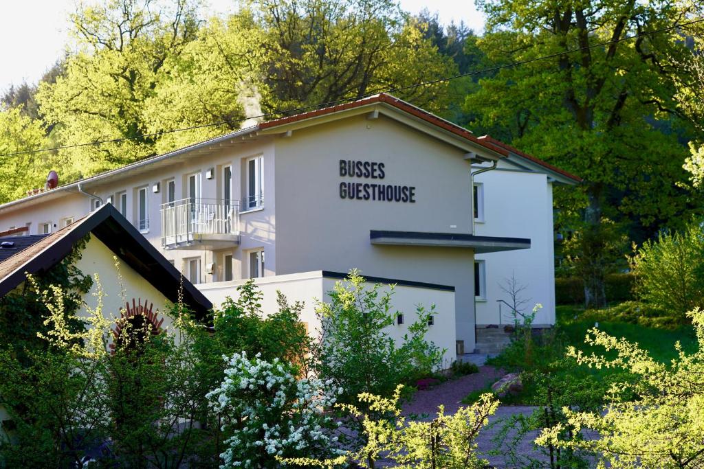 Maison d'hôtes Busses Guesthouse Waldseestrasse 77, 79117 Fribourg-en-Brisgau