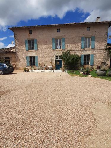 Butterfly Cottage Caunay france