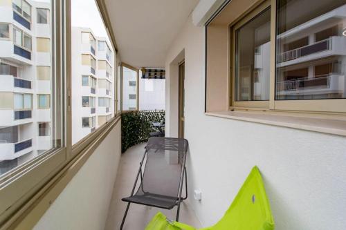 Appartement C13 Studio 1min sand Beach sea view AC & Veranda 25 Rue Ricord Laty Cannes