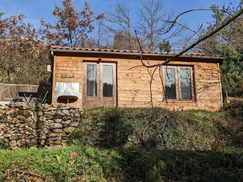 Cabane entre Cévennes, Tanargue et Monts d'Ardèche Rocles france