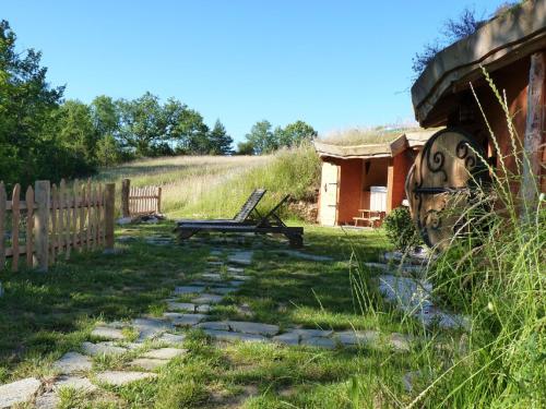 Cabane-hobbit de Samsaget Eyvignes-et-Eybènes france