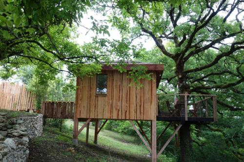 B&B / Chambre d'hôtes Cabane Les Vertiges de La Moure Lieu-dit La Moure Bonaguil