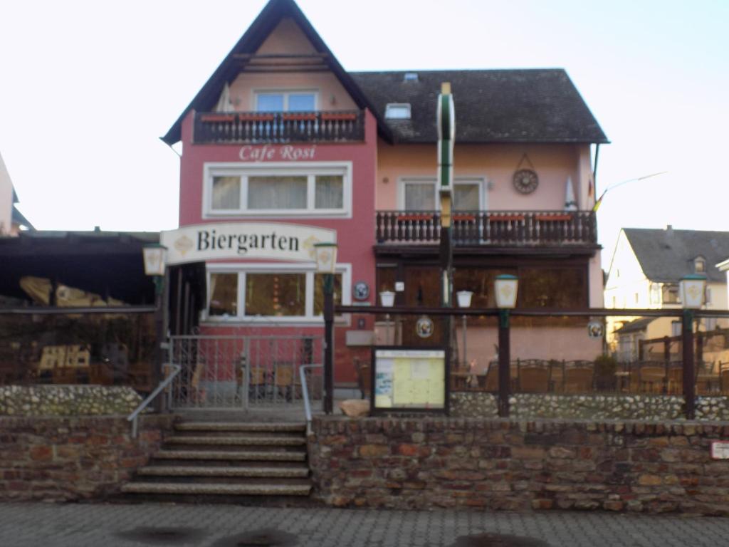 Hôtel Cafe Rosi Nikolausufer 26, 54470 Bernkastel-Kues