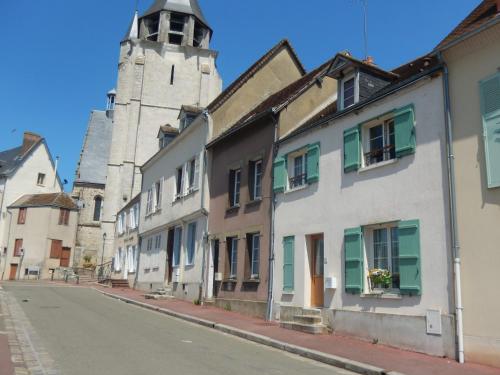 Calme et verdure en plein coeur d Illiers Combray Illiers france