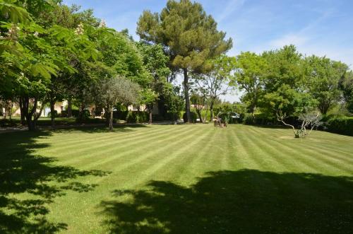 Campagne Chastel Aix-en-Provence france