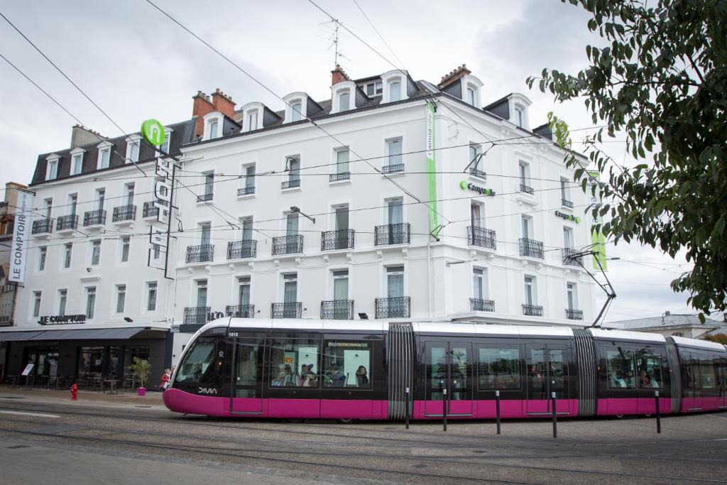 Hôtel Campanile Dijon Centre - Gare 15-17 avenue Foch, 21000 Dijon