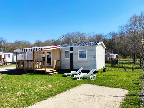 Assist' Mobil Home h01 - Mobil home récent 3 chambres 8 personnes
