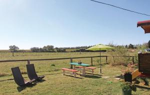 Awesome caravan in Franquevaux with