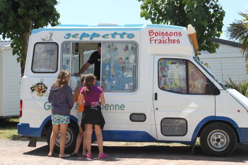 Camping Barataud Saint-Denis-dʼOléron france