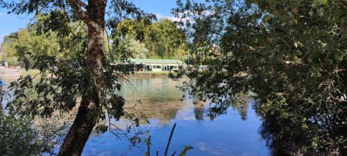 Camping belle rivière Chaniers france