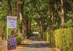 Camping Bungalow 6 pers. près du puy du fou Le bois de la Raillière 85600 La Boissière-de-Montaigu Pays de la Loire