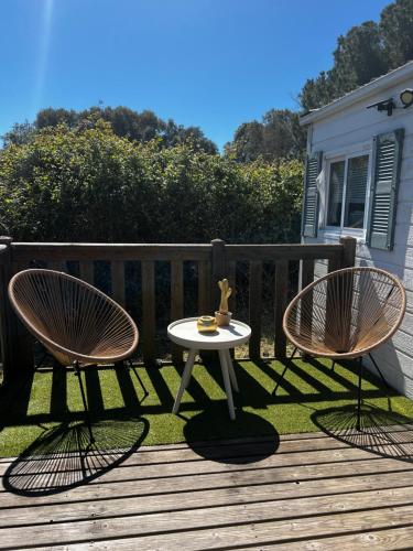 Bungalow & piscine privée - 6 personnes.