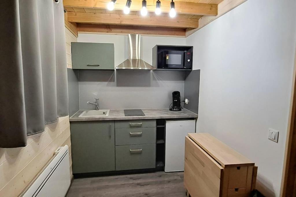 Cabane Escargot du centre UnisVers 87470 Peyrat-le-Château