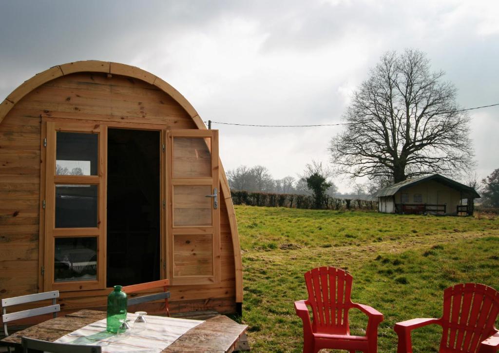 Camping Cabane Les Pourettes Asnières 36160 Feusines