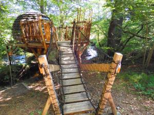 Camping Cabane Nid du centre UnisVers Lieu-dit La Ribière 87470 Peyrat-le-Château Limousin