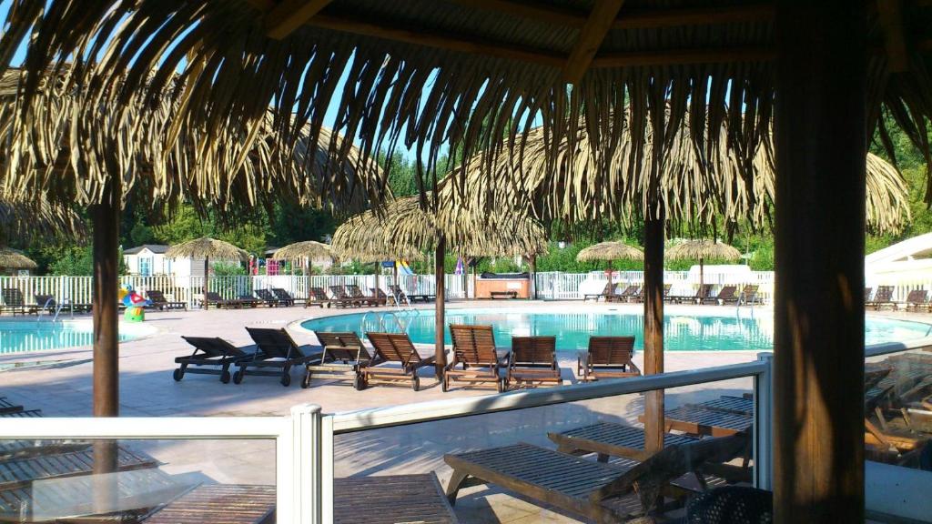 Camping 4* Le Montourey Frejus 83600 2399 Rue de Montourey, 83600 Fréjus