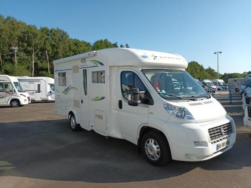 Camping Camping Car 4 personnes 70 Grande Rue 49270 Varennes -1