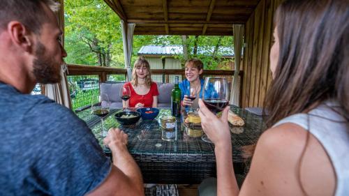 Camping de Collonges-la-Rouge