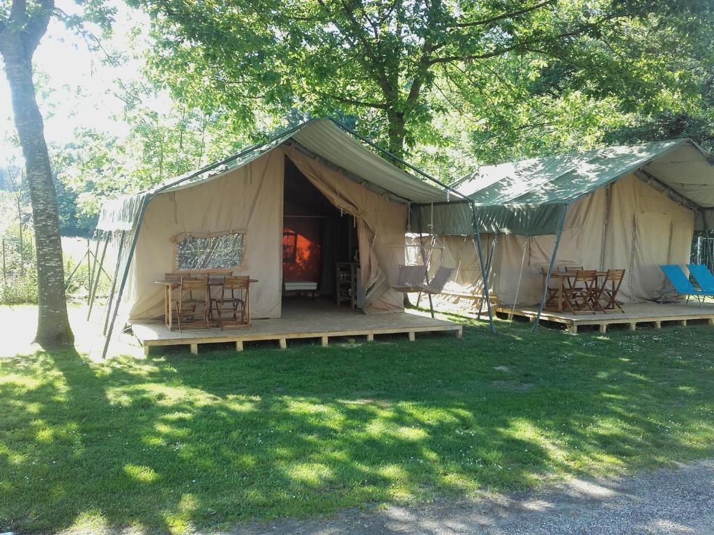 Camping des eydoches - 3 étoiles 515 Avenue des Marais, 38260 Faramans