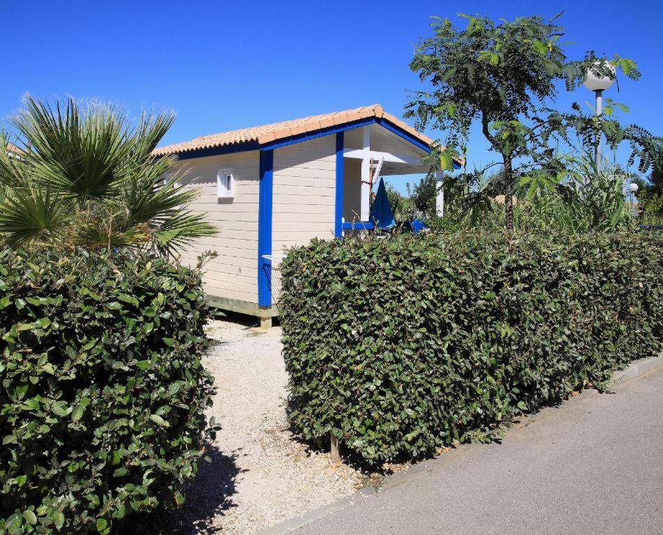 Camping Camping Hameau Des Cannisses Avenue de la Jonque - Quartier Les Ayguades 11430 Gruissan