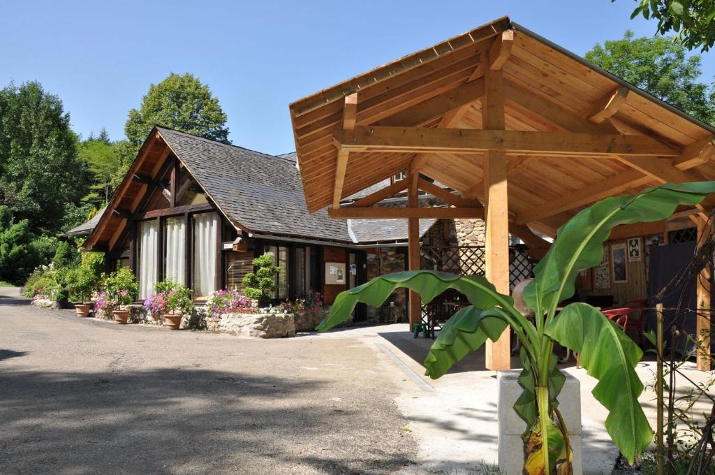 Camping jardin La Vie en Vert en Ariège Chemin de saint-Martin, 09800 Augirein