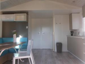 Camping Camping l'Eléphant 300 Avenue de Boulouris 83700 Saint-Raphaël Provence-Alpes-Côte d\'Azur