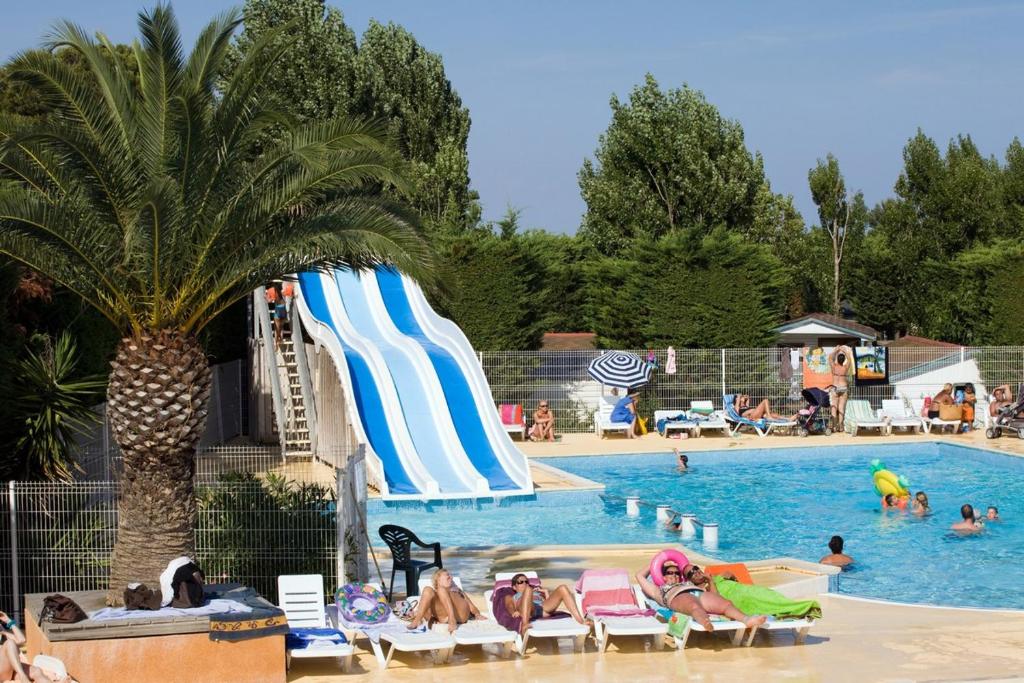 Camping Camping l'europe, mobile home 6 personnes 31 Route de Frontignan 34110 Vic-la-Gardiole