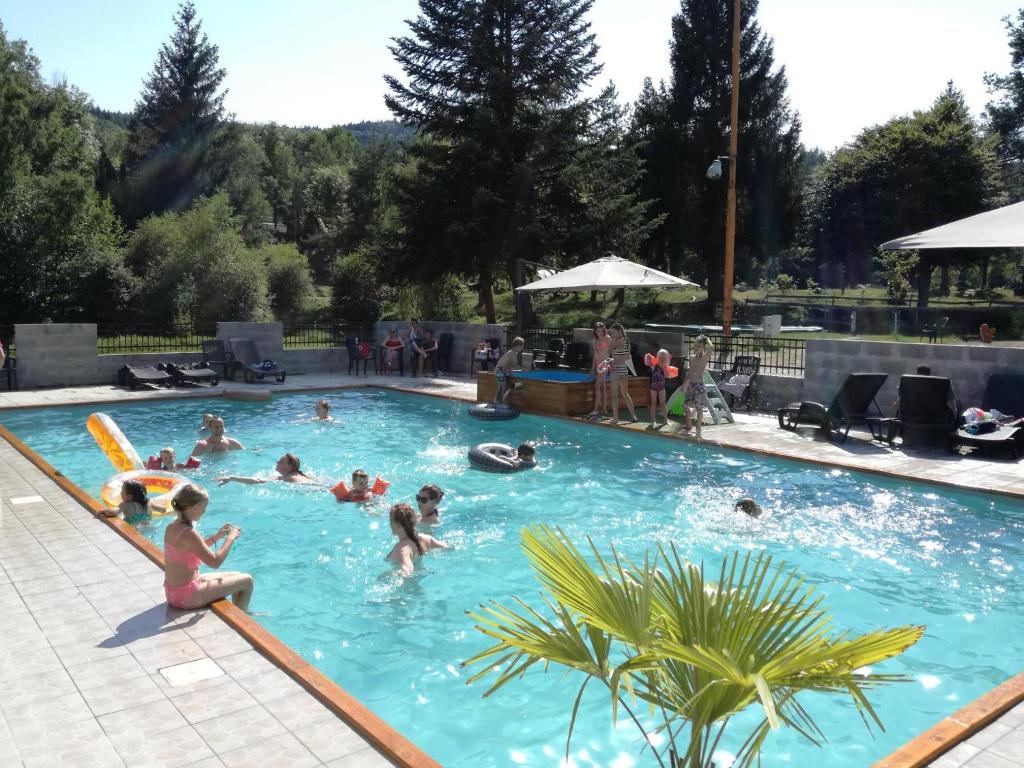 camping la carabasse 34450 Vias