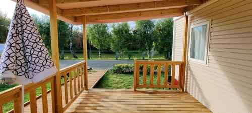 Camping La Garenne De Moncourt