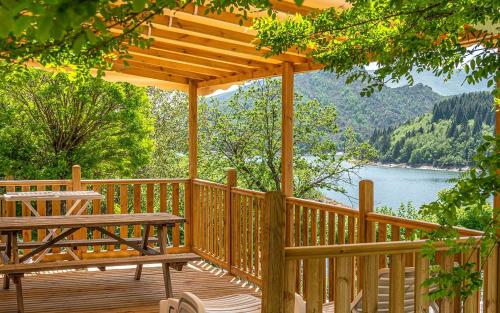 Camping Lac de Villefort