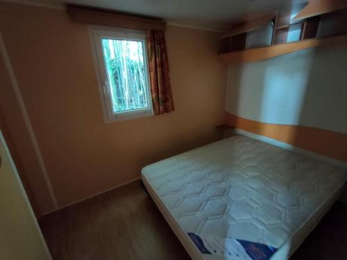 CAMPING LE BEL AIR mobil home LE CORNOUILLER 4 personnes